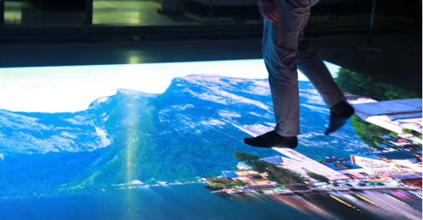 數(shù)字展廳互動(dòng)屏有哪些優(yōu)點(diǎn)？插圖